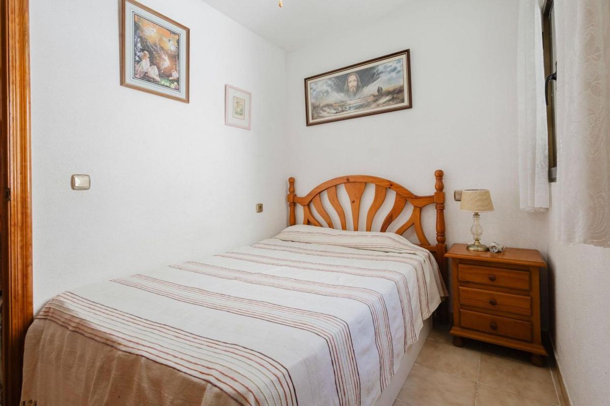 Sprzedaż mieszkania w Piso en Calle Santomera, El Acequión, Torrevieja, Torrevieja
photo 5