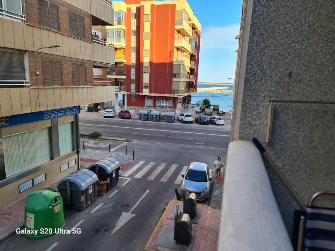 Sprzedaż mieszkania w Piso en Avenida Doctor Gregorio Marañón, 20, Puerto Deportivo, Torrevieja, Torrevieja
 photo 3