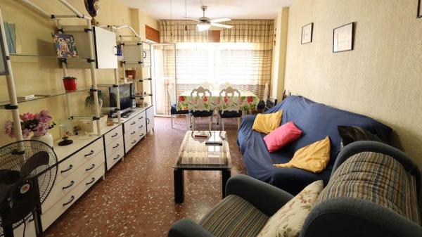 Sprzedaż mieszkania w Piso en Calle Rafal, 24, El Acequión, Torrevieja, Torrevieja
photo 1