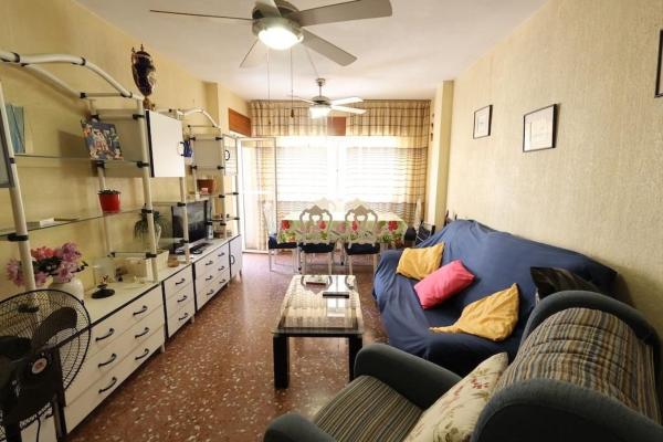 Venta de piso en Piso en Calle Rafal, El Acequión, Torrevieja, Torrevieja
thumbnail 2