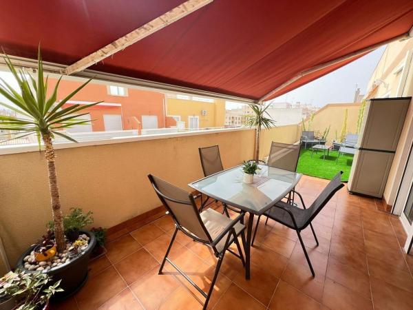 Mansarda na sprzedaż w  Ático en Calle Zoa, 58, Antonio Machado, Torrevieja, Torrevieja photo 1