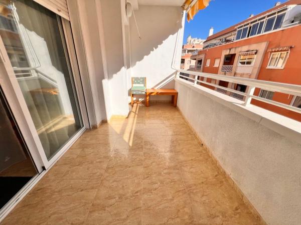 Venta de piso en Piso en Calle Patricio Zammit, 59, Antonio Machado, Torrevieja, Torrevieja
thumbnail 3