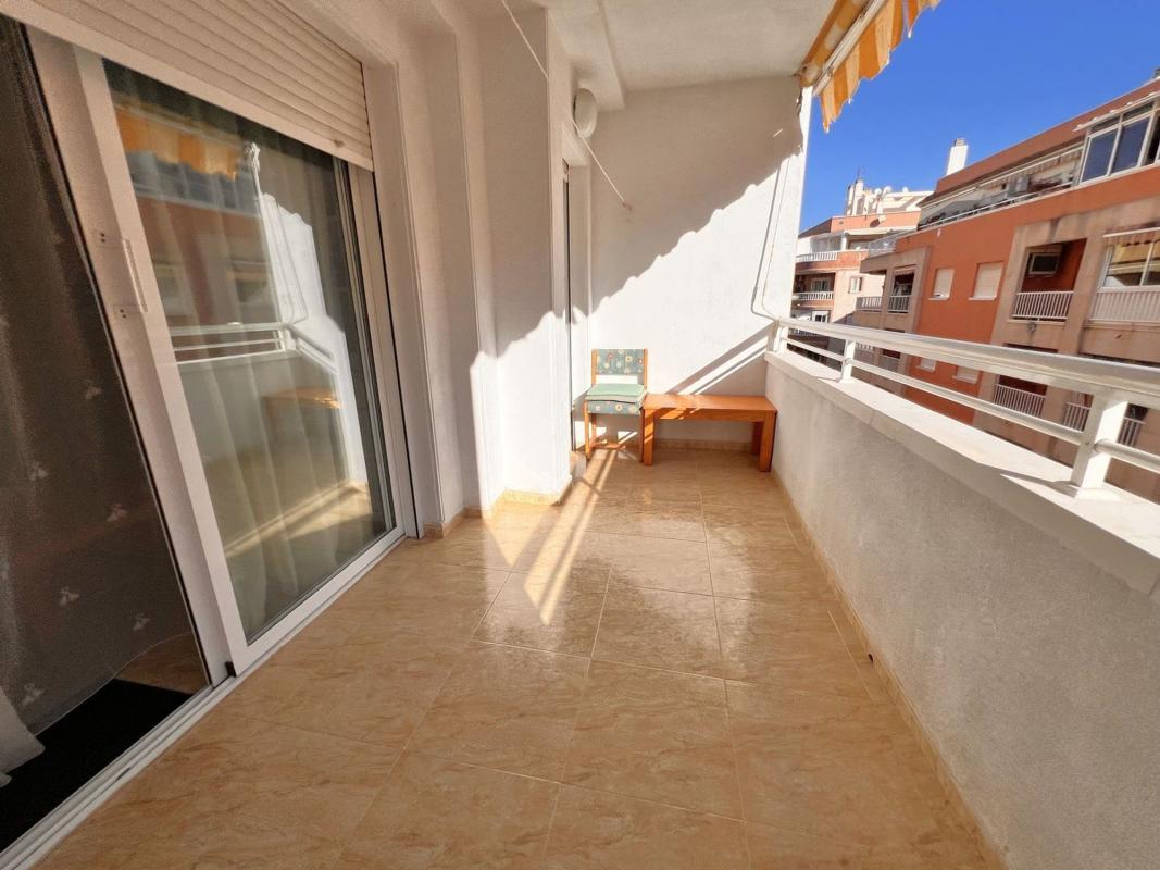 Venta de piso en Piso en Calle Patricio Zammit, 59, Antonio Machado, Torrevieja, Torrevieja
 photo 5
