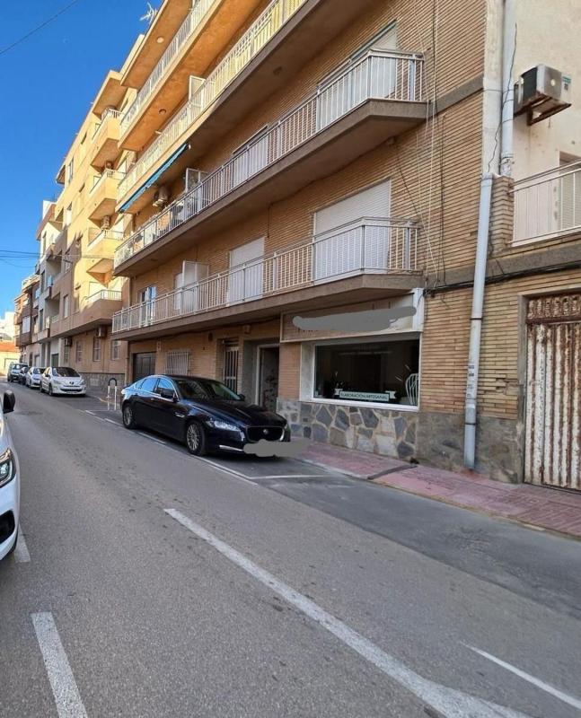 Sale of apartment in Piso en Calle San Roque, Gaspar Perrelló, Torrevieja, Torrevieja
 photo 2