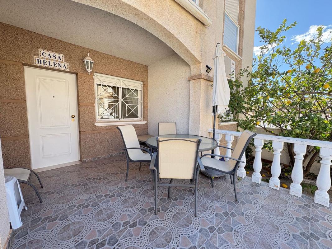 Venta de piso en Piso en Avenida de la Mancha s/n, Aguas Nuevas, Torrevieja, Torrevieja
photo 3