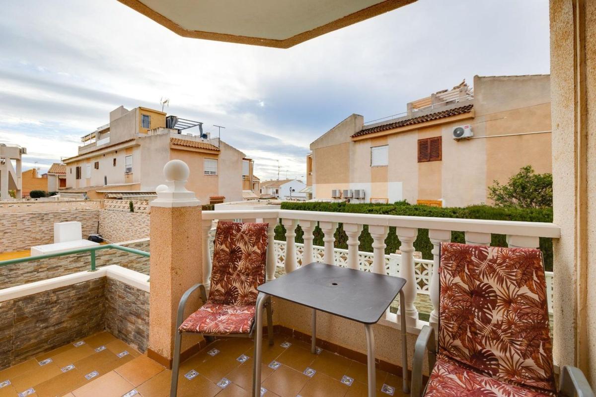 Venta de piso en Piso en Calle Camilo José Cela, 40, Zona los Frutales, Torrevieja, Torrevieja
photo 2