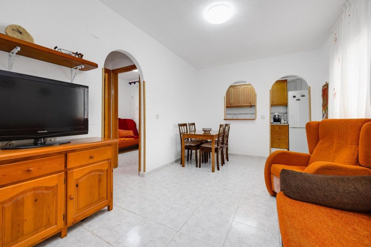 Venta de piso en Piso en Calle Camilo José Cela, 40, Zona los Frutales, Torrevieja, Torrevieja
photo 2