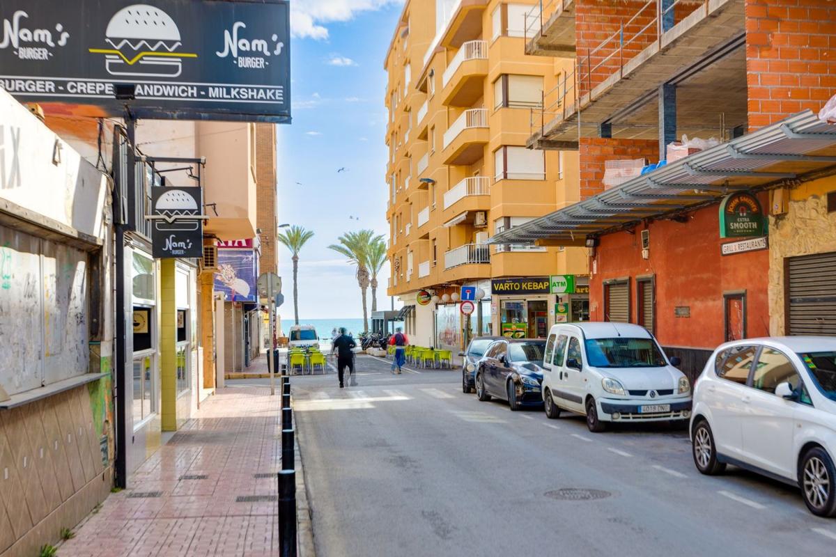 Sprzedaż mieszkania w Piso en Calle Apolo, 3, Centro - Muelle Pesquero, Torrevieja, Torrevieja
photo 4