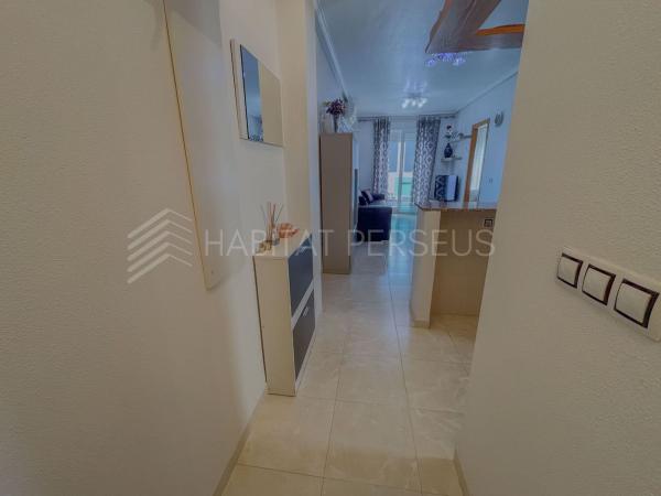 Venta de piso en Piso en Calle la Calera, Antonio Machado, Torrevieja, Torrevieja
thumbnail 2