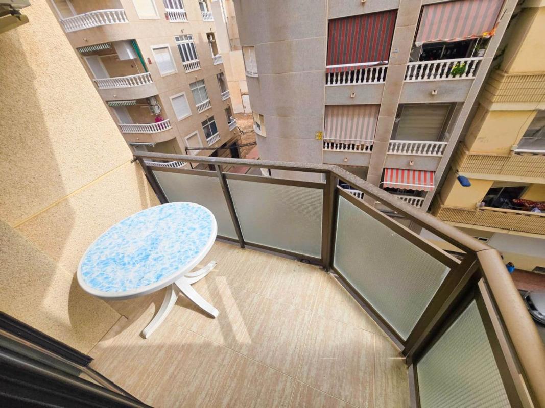 Venta de piso en Piso en Calle Goleta, Playa del Cura, Torrevieja, Torrevieja
 photo 4