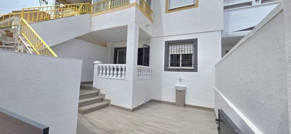 Chalet adosado en Lugar Urbanizacion Parque de las Naciones, 1 r, Parque de las Naciones, Torrevieja photo 4