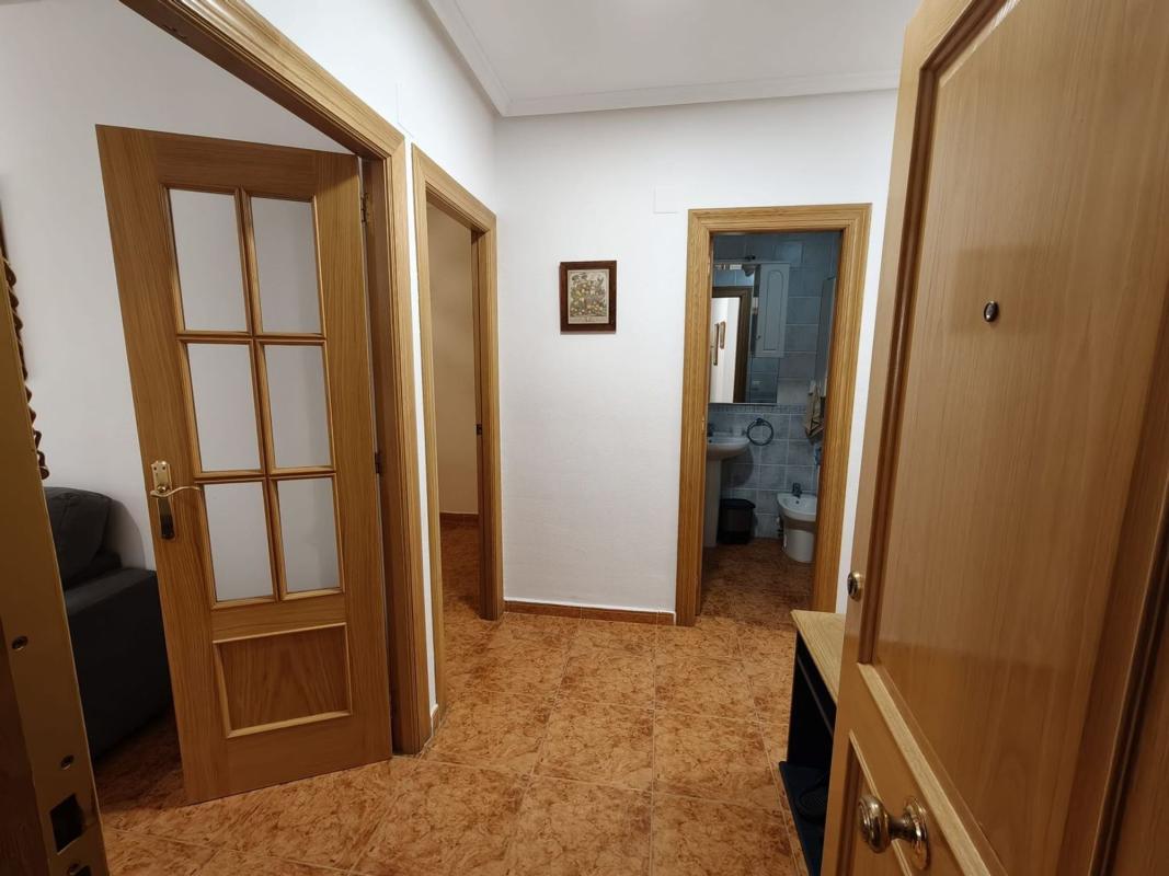 Venta de piso en Piso en Calle Beniajan, 9, El Acequión, Torrevieja, Torrevieja
photo 3