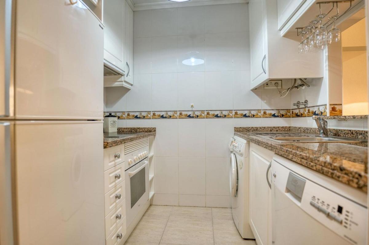 Venta de piso en Piso en Ronda José Samper García, Torreblanca, Torrevieja, Torrevieja
photo 3