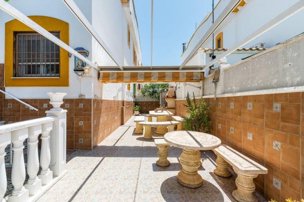 Chalet adosado en Residencial Parque de las Naciones, 171, La Siesta - El Salado - Torreta, Torrevieja photo 3