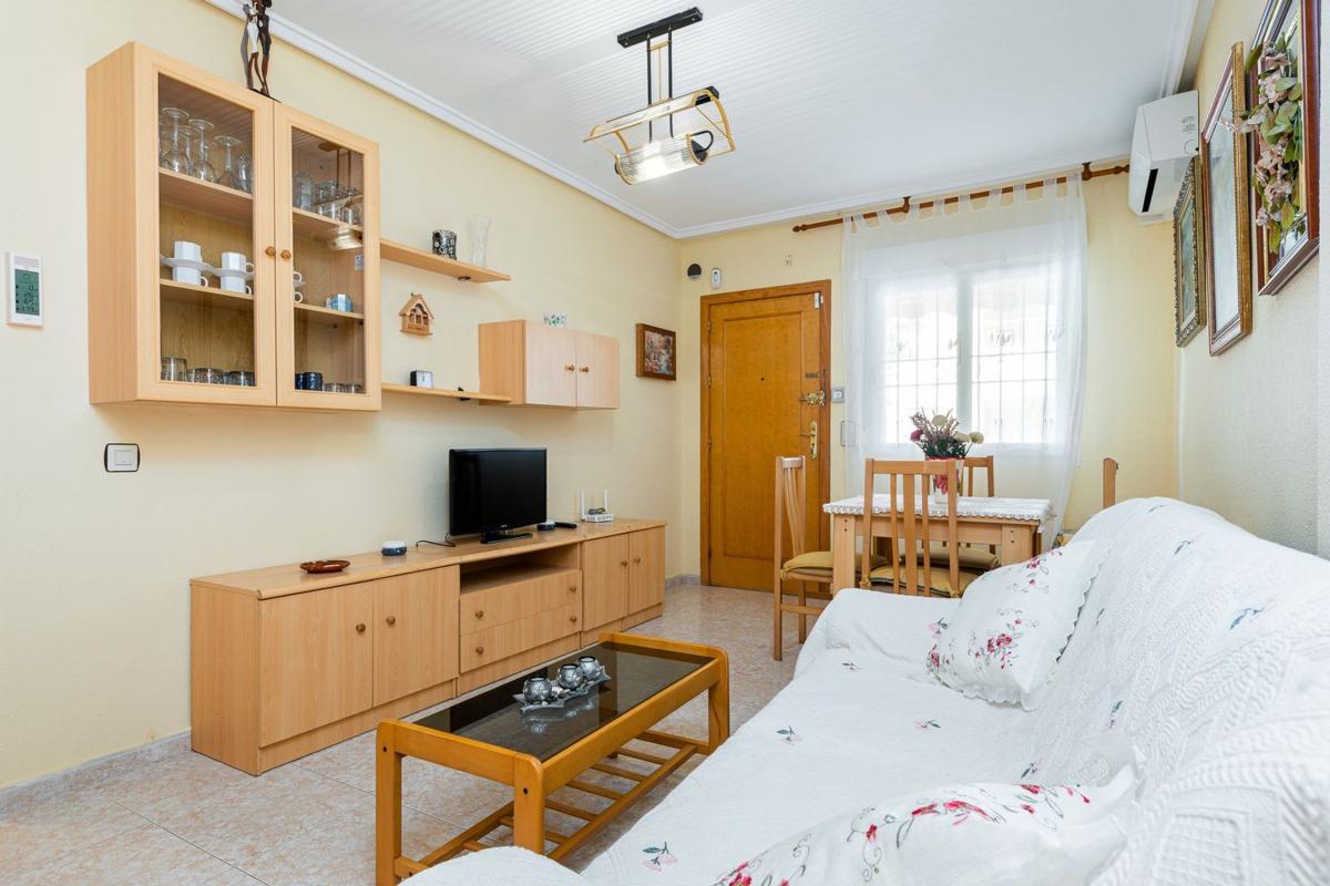 Продажа таунхауса в Chalet adosado en Residencial Parque de las Naciones, 171, La Siesta - El Salado - Torreta, Torrevieja , Торревьеха photo 5