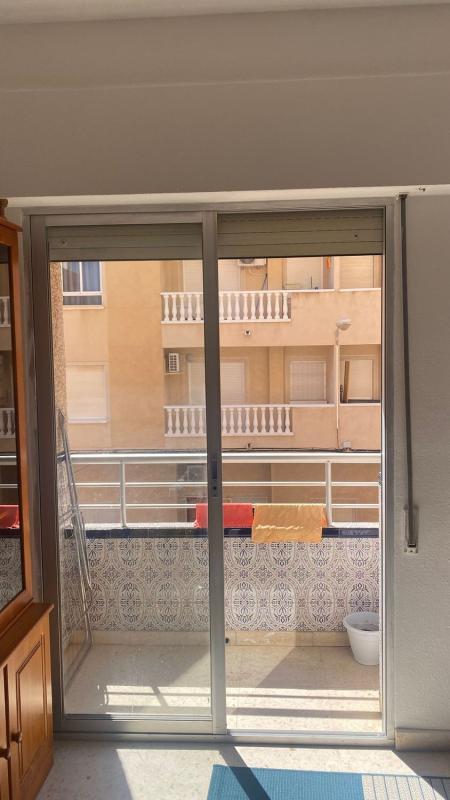 Продажа квартиры на Piso en Calle la Loma, 109, Avenida Habaneras - Curva de Palangre, Torrevieja, Торревьеха
photo 2