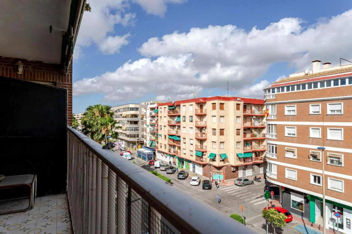 Venta de piso en Piso en Avenida Doctor Gregorio Marañón, El Acequión, Torrevieja, Torrevieja
photo 1