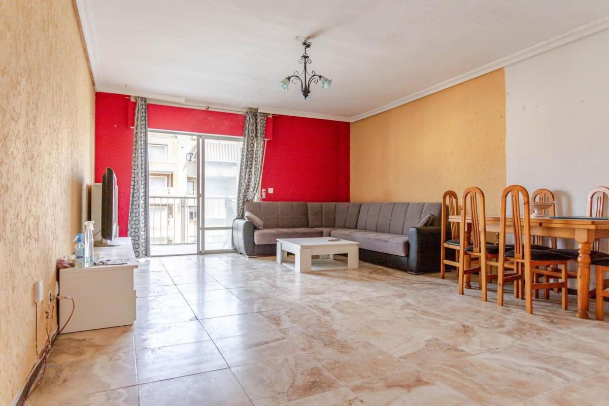Venta de piso en Piso en Avenida Doctor Gregorio Marañón, El Acequión, Torrevieja, Torrevieja
photo 2