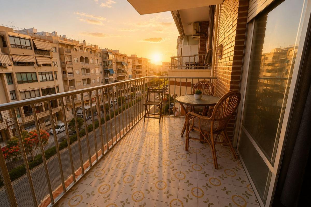 Venta de piso en Piso en Avenida Doctor Gregorio Marañón, El Acequión, Torrevieja, Torrevieja
photo 1