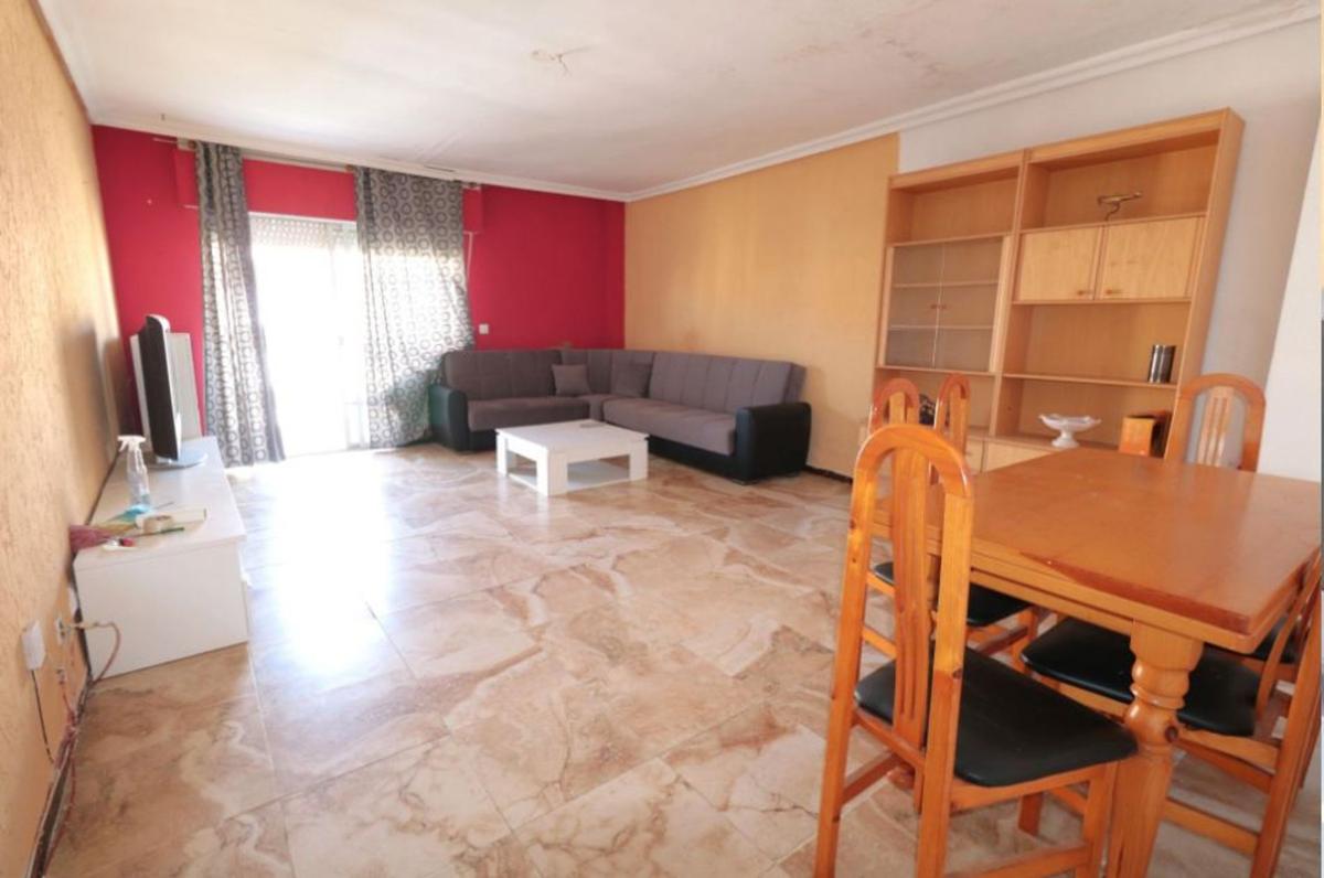 Venta de piso en Piso en Avenida Doctor Gregorio Marañón, El Acequión, Torrevieja, Torrevieja
photo 5
