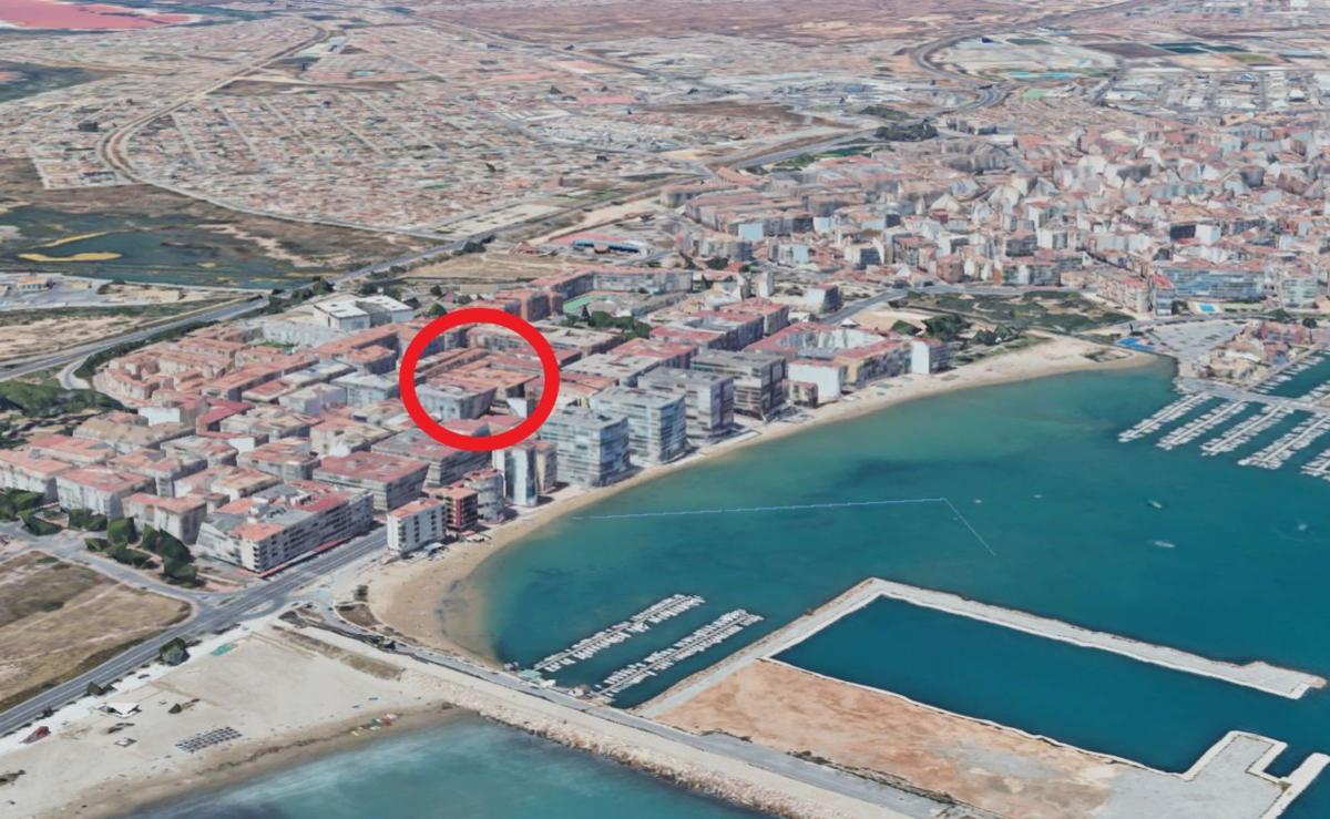 Venta de piso en Piso en Calle San Miguel de Salinas, 12, El Acequión, Torrevieja, Torrevieja
photo 1