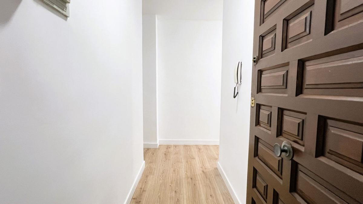 Venta de piso en Piso en Calle San Miguel de Salinas, 12, El Acequión, Torrevieja, Torrevieja
photo 2