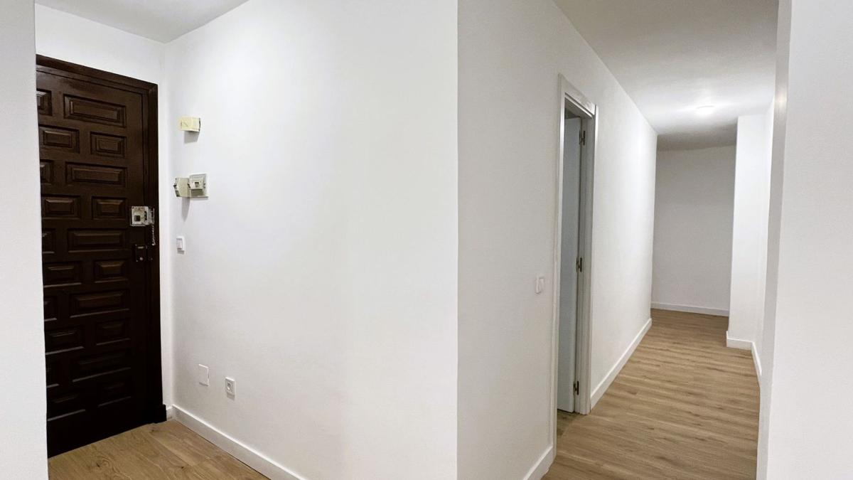Venta de piso en Piso en Calle San Miguel de Salinas, 12, El Acequión, Torrevieja, Torrevieja
photo 3