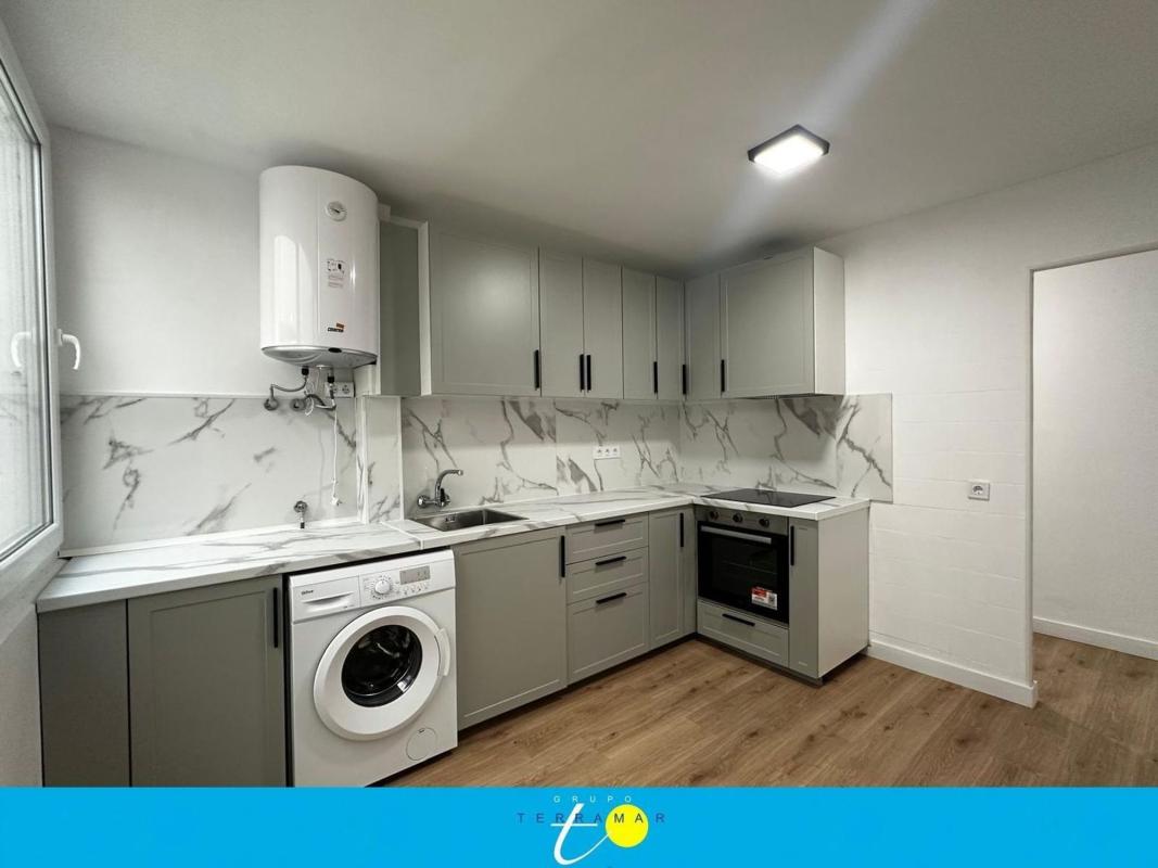 Venta de piso en Piso en Calle San Miguel de Salinas, 12, El Acequión, Torrevieja, Torrevieja
photo 4