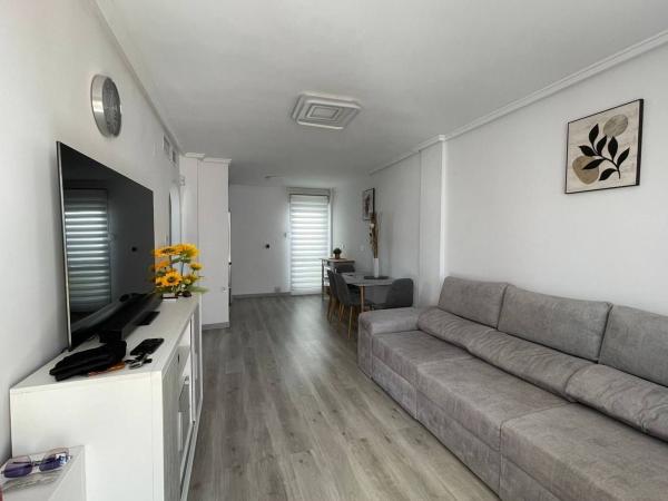Дуплекс на продажу в Dúplex en Urbanización Parque de las Naciones, Torrevieja, 64, Parque de las Naciones, Torrevieja, Торревьеха photo 1