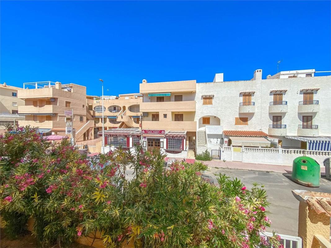 Sprzedaż mieszkania w Piso en Avenida de Francia, Los Europeos, Torrevieja, Torrevieja
 photo 4