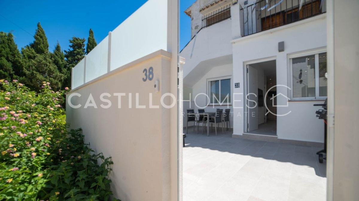 Venta de piso en Piso en ur lago jardin, 9, Los Balcones - Los Altos del Edén, Torrevieja, Torrevieja
photo 2