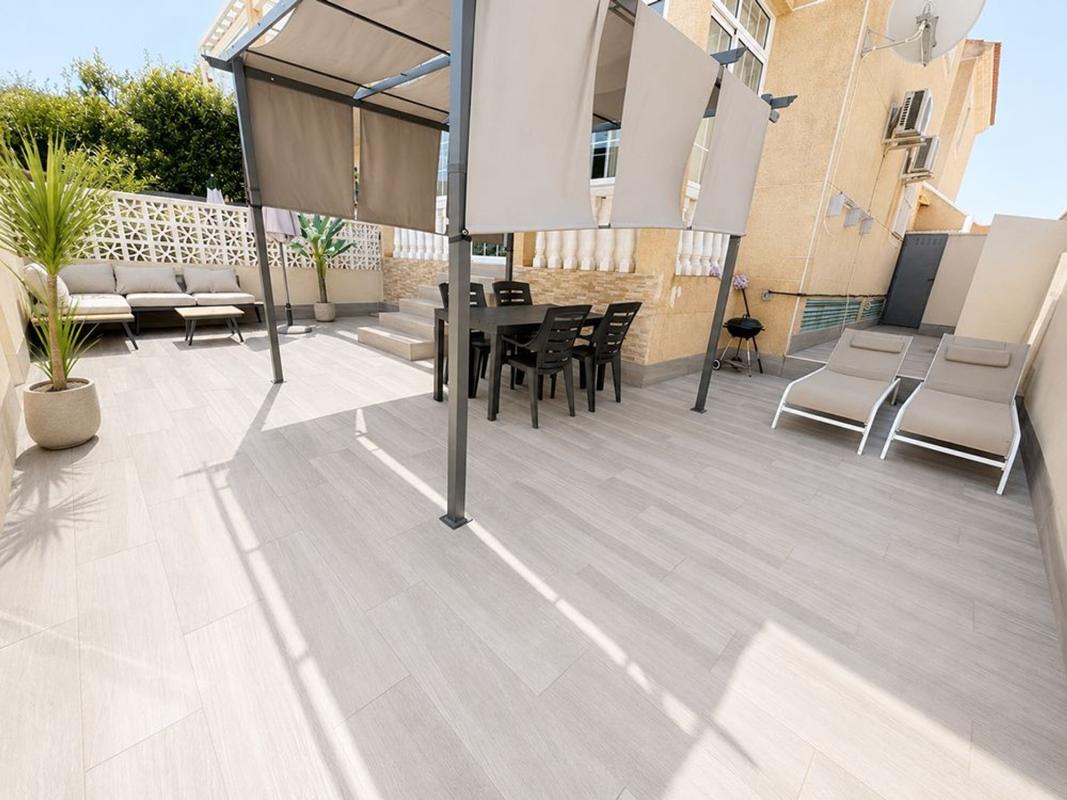 Venta de piso en Piso en Calle del Toboso, 15 b, Aguas Nuevas, Torrevieja, Torrevieja
 photo 3