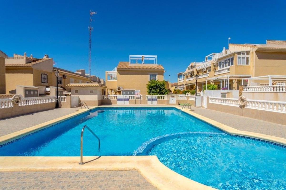 Venta de piso en Piso en Calle del Toboso, 15 b, Aguas Nuevas, Torrevieja, Torrevieja
 photo 4