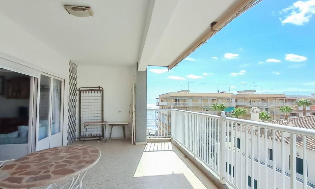 Penthouse sale in Ático en Calle Callosa del Segura, Playa de los Náufragos, Torrevieja, Torrevieja photo 2