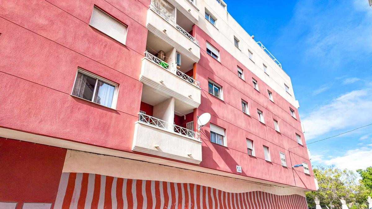 Sprzedaż mieszkania w Piso en Calle San Julián, Parque de las Naciones, Torrevieja, Torrevieja
photo 4