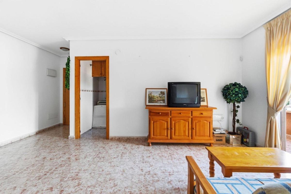 Продажа квартиры на Piso en Avenida Diego Ramírez Pastor, Playa de los Locos, Torrevieja, Торревьеха
photo 4