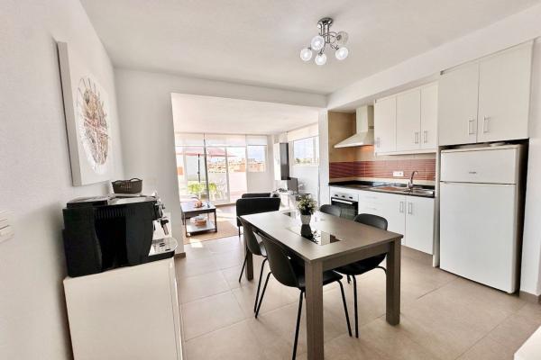 Аттик на продажу в  Ático en Avenida Paris, 132, Zona los Frutales, Torrevieja, Торревьеха photo 3
