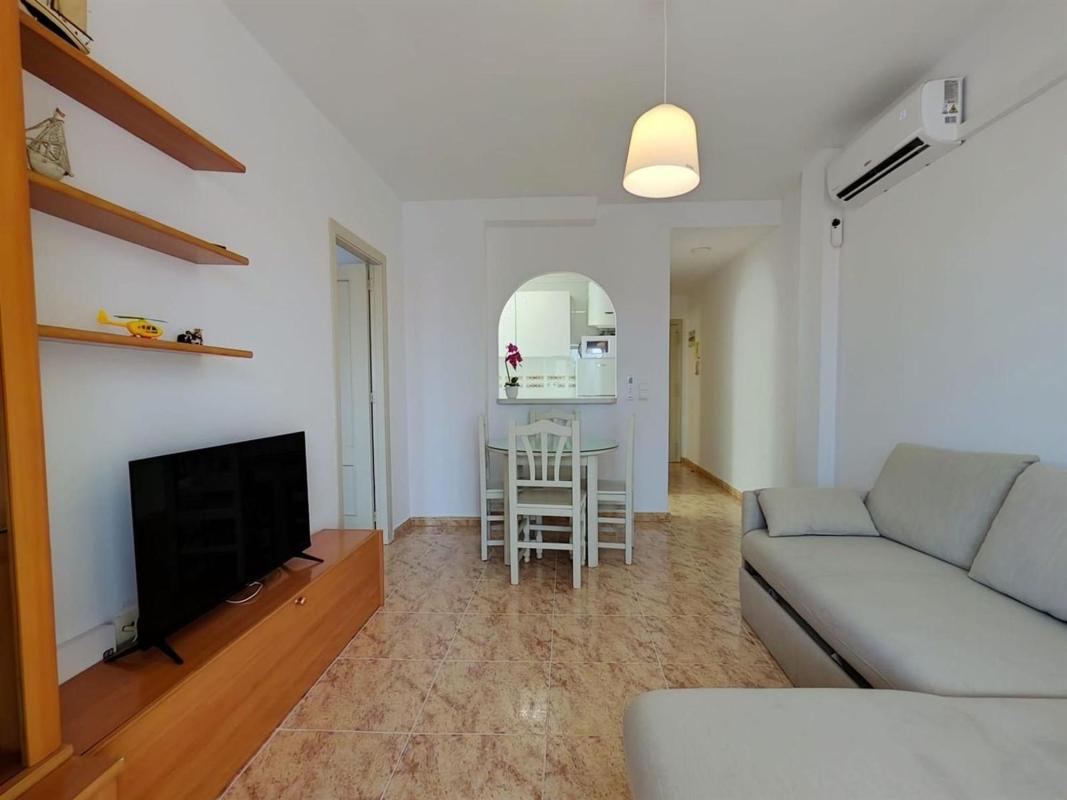 Продажа пентхауса на Ático en Calle Caballero de Rodas, Las Piscinas Naturales, Torrevieja, Торревьеха photo 3