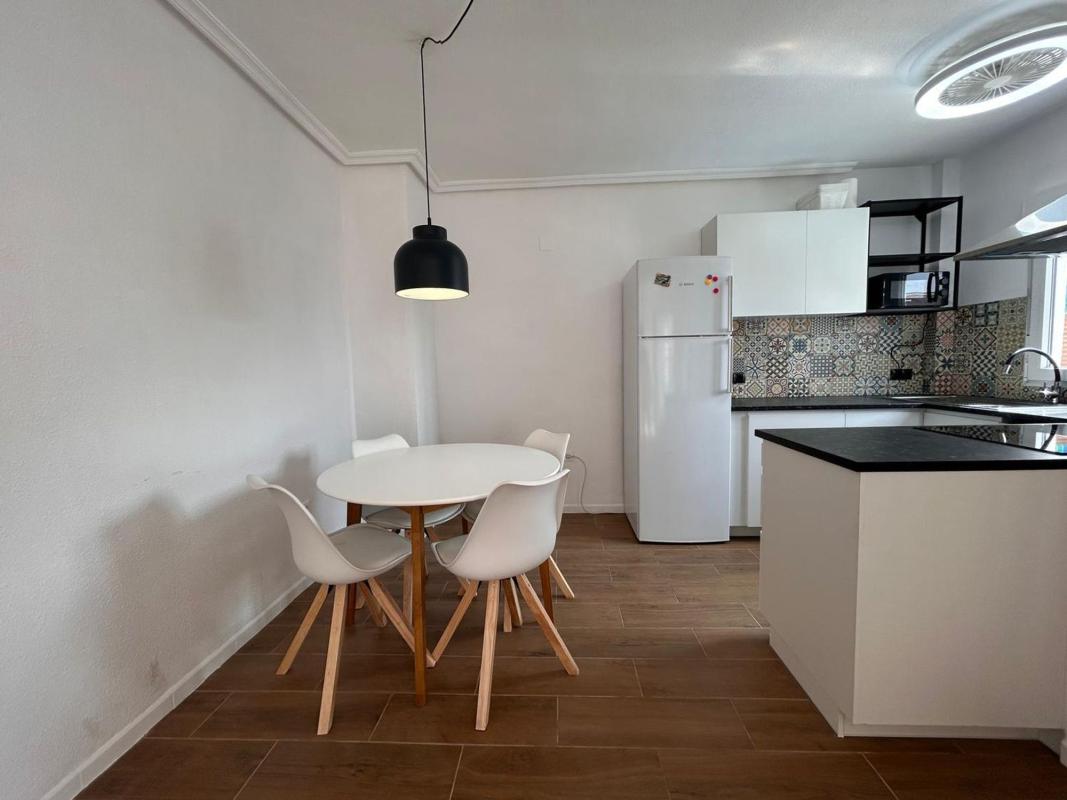 Продажа квартиры на Piso en Urb. Cala Dorada, 1, Punta Prima, Torrevieja, Торревьеха
 photo 4