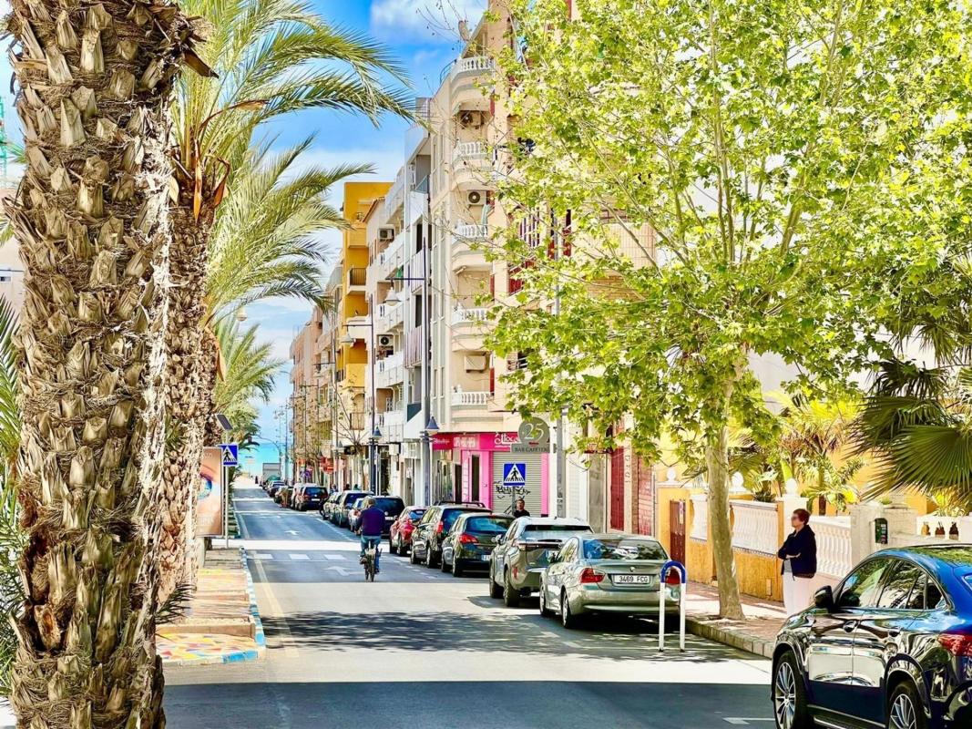 Продажа квартиры на Piso en Avenida de las Habaneras, Playa del Cura, Torrevieja, Торревьеха
 photo 2