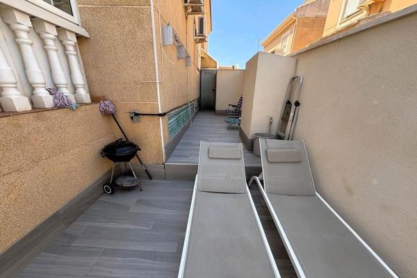 Venta de piso en Piso en Avenida de la Mancha, 3, Aguas Nuevas, Torrevieja, Torrevieja
 photo 4