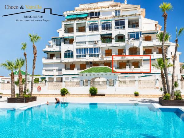 Venta de piso en Piso en Avenida de los Europeos, Los Europeos, Torrevieja, Torrevieja
 photo 1