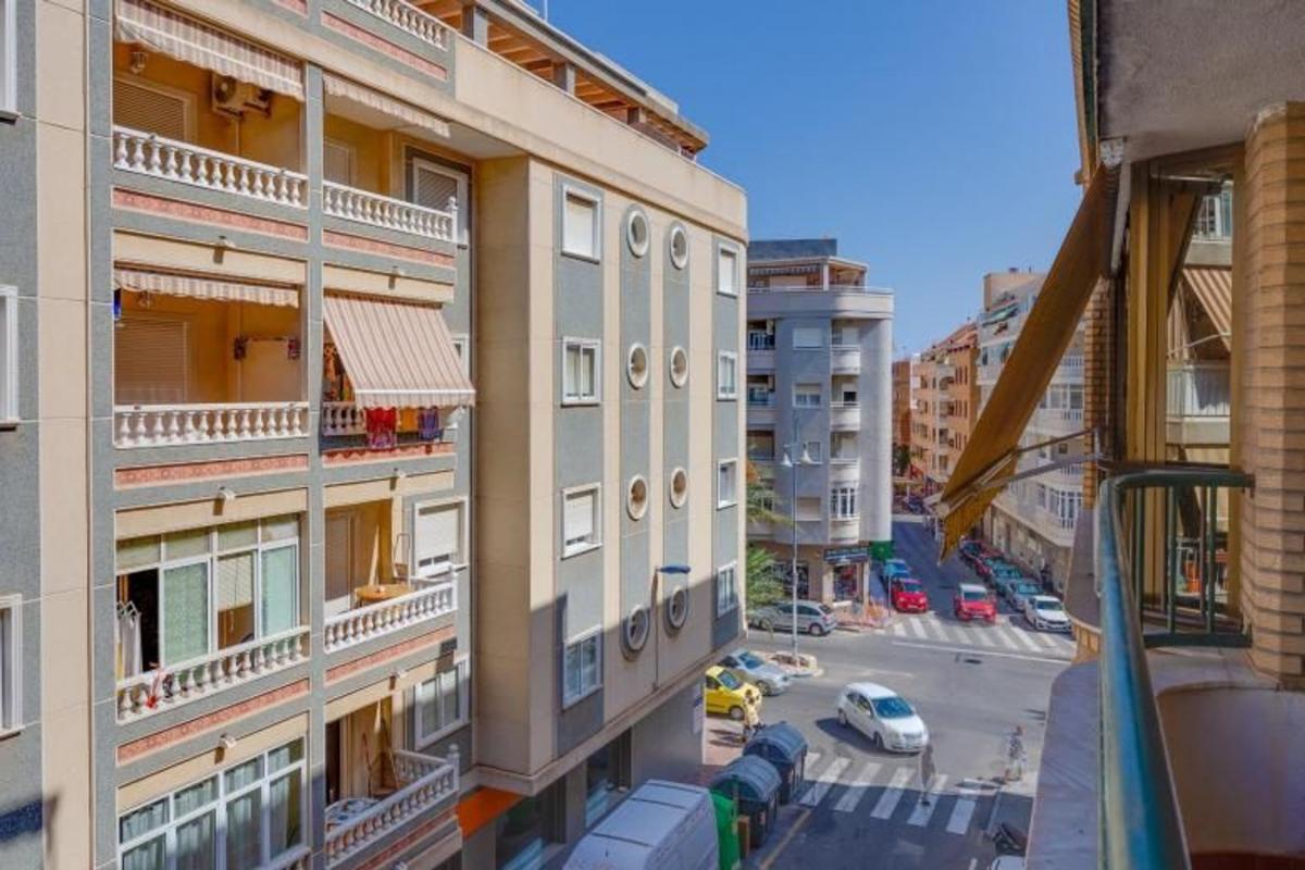 Продажа квартиры на Piso en Avenida de las Habaneras, Playa del Cura, Torrevieja, Торревьеха
 photo 3