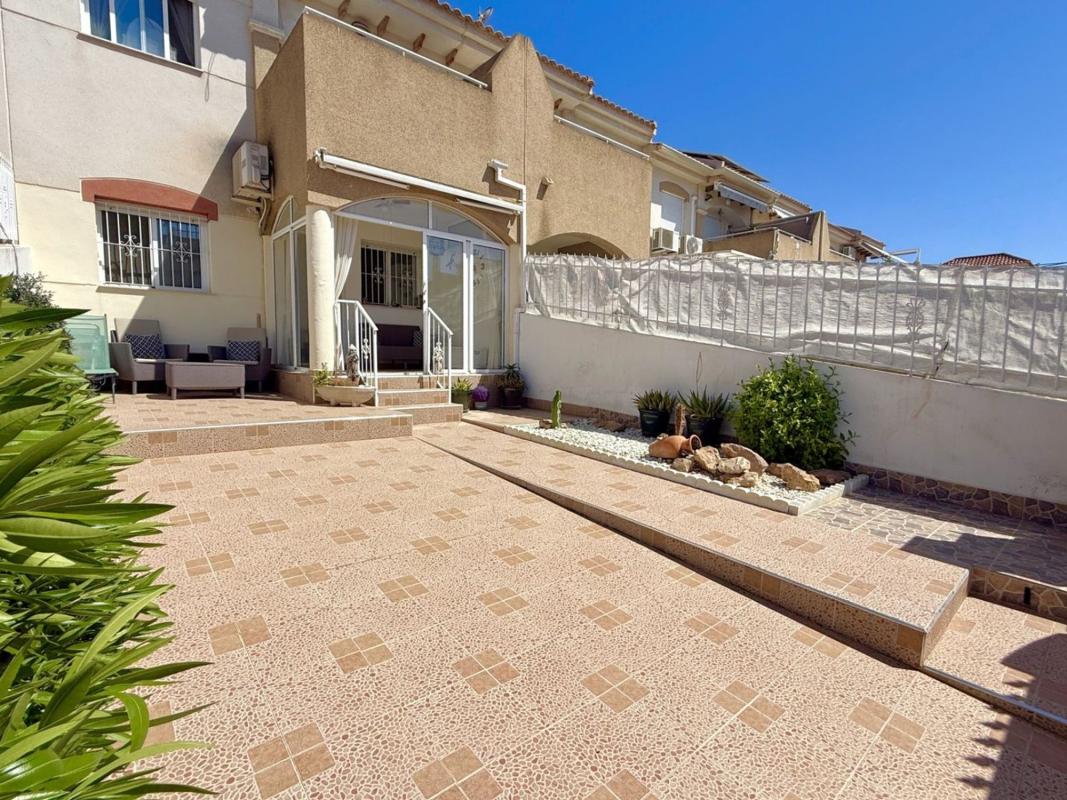 Venta de piso en Piso en Calle del Toboso, Aguas Nuevas, Torrevieja, Torrevieja
 photo 5