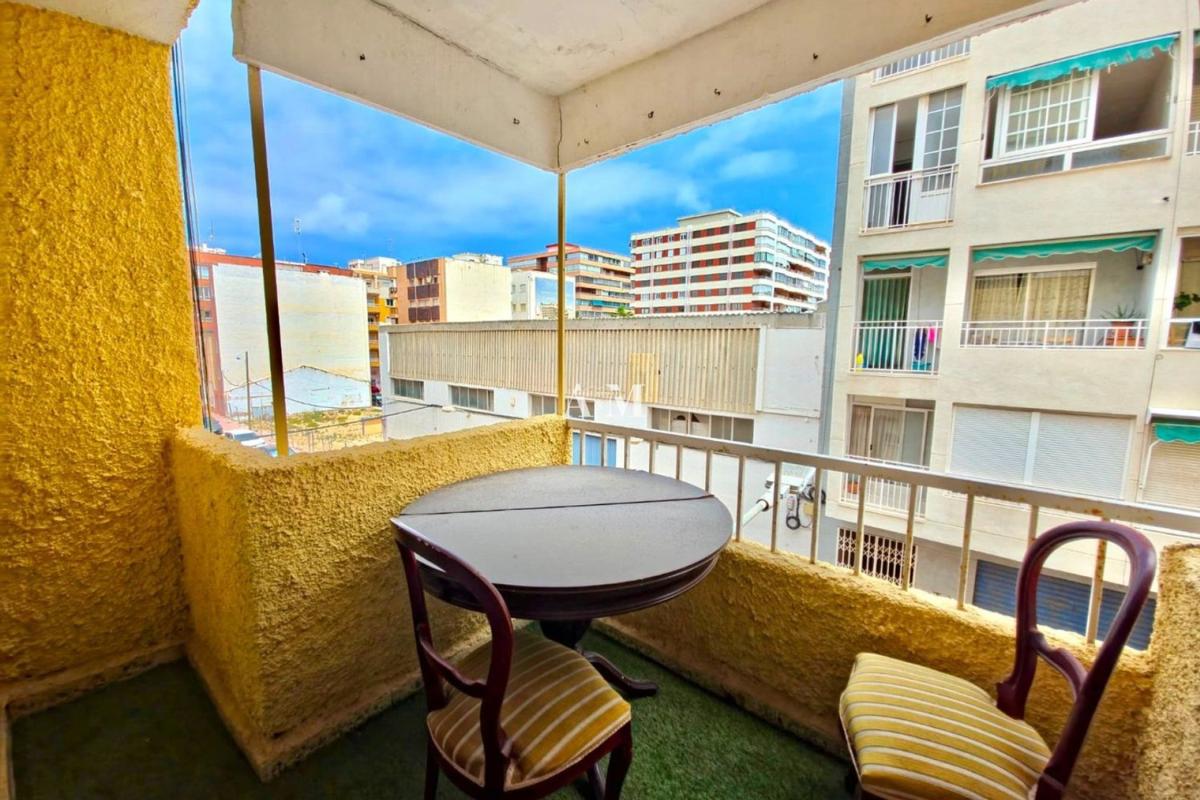 Sprzedaż mieszkania w Piso en El Acequión, Torrevieja, Torrevieja
 photo 2