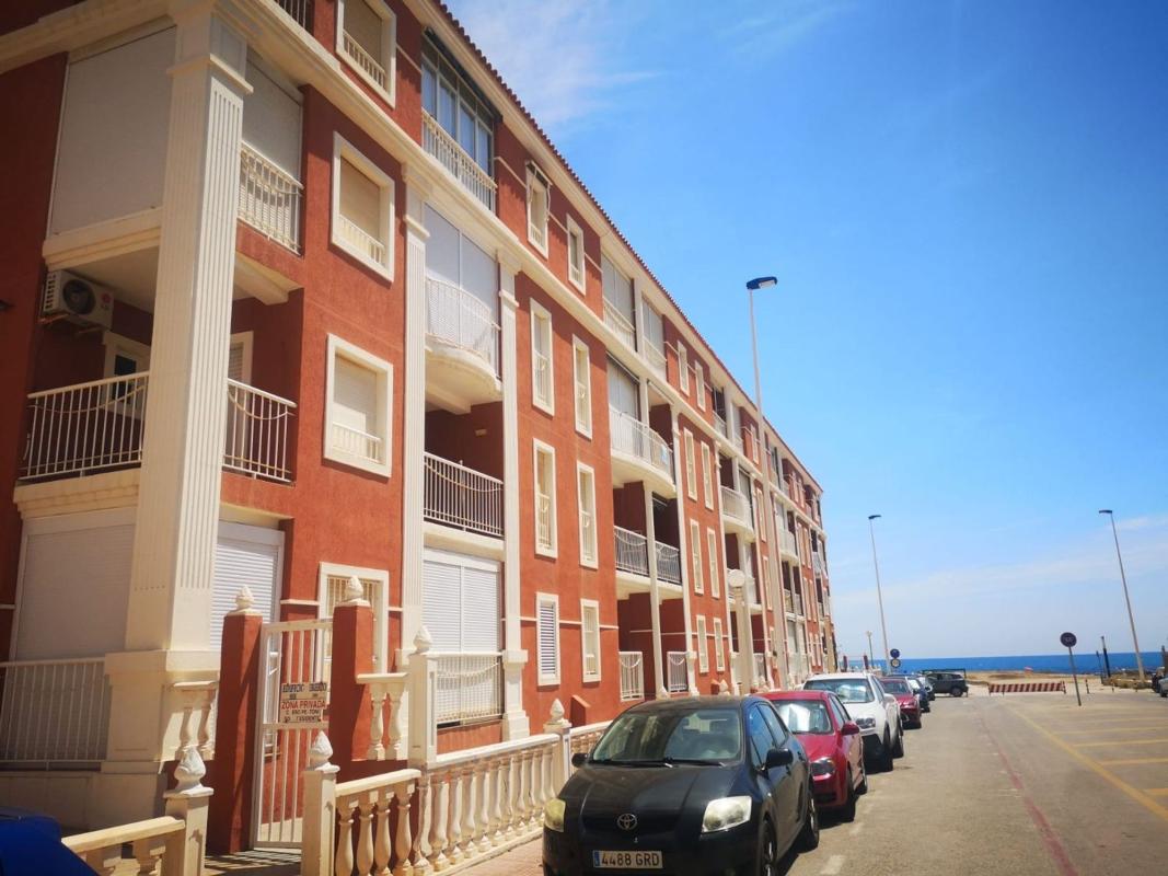 Sale of apartment in Piso en Calle Emperadores, 8, Gaspar Perrelló, Torrevieja, Torrevieja
photo 1