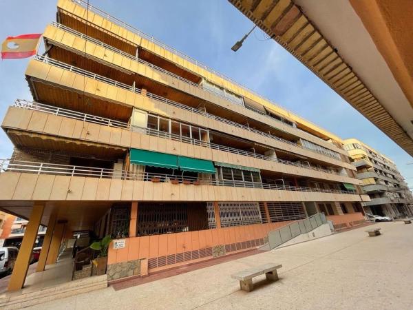 Sprzedaż mieszkania w Piso en El Acequión, Torrevieja, Torrevieja
 photo 1