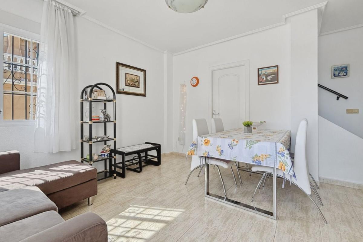 Продажа дуплекса на Dúplex en Calle Perseo, 8, Torreblanca, Torrevieja, Торревьеха photo 4