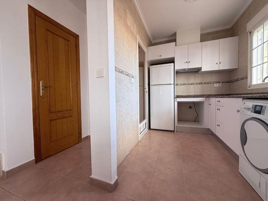 Venta de piso en Piso en Calle las Tortolas, La Siesta - El Salado - Torreta, Torrevieja, Torrevieja
 photo 5