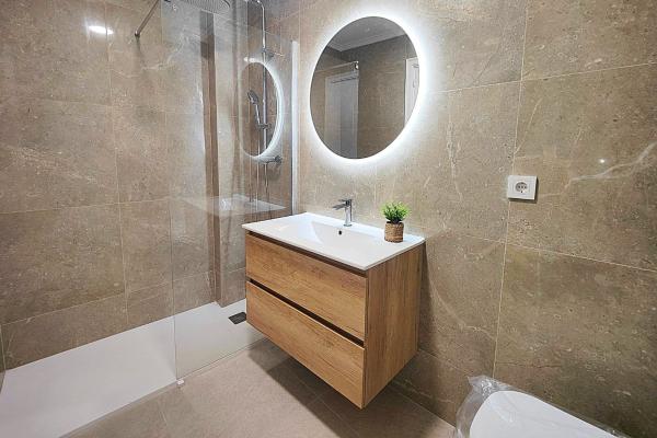 Venta de piso en Piso en Calle Concordia, Las Piscinas Naturales, Torrevieja, Torrevieja
photo 1